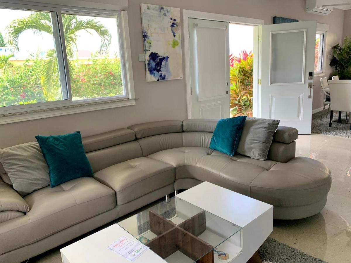 The Marina Villa De Sonja 오쵸 리오스 외부 사진