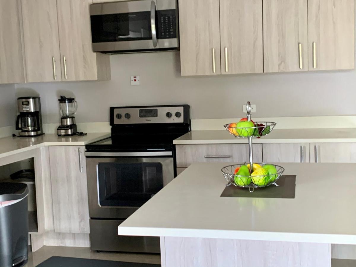 The Marina Villa De Sonja 오쵸 리오스 외부 사진